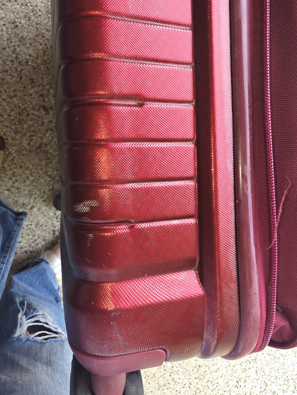 Samsonite Large Hard Shell Check In - Picture 9 of 16